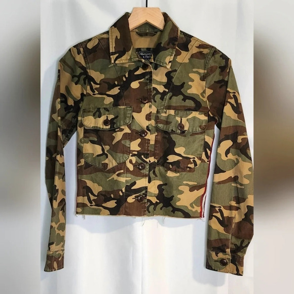 Abercrombie & Fitch Womens Camo Jacket Size XS Cropped Urban Gorpcore Streetwear - Picture 1 of 9